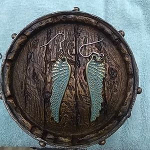 Antique brass angel wings